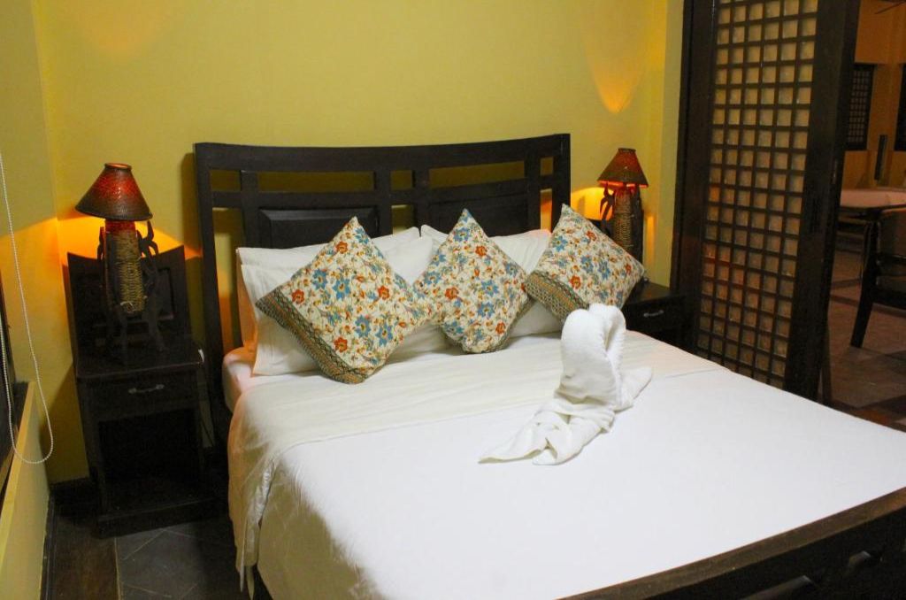 Nabulao Resort - Native Family Room